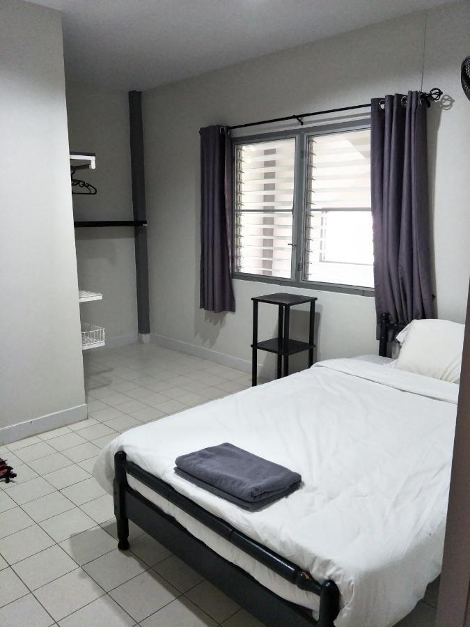 Nit Apartemen Pantai Kata